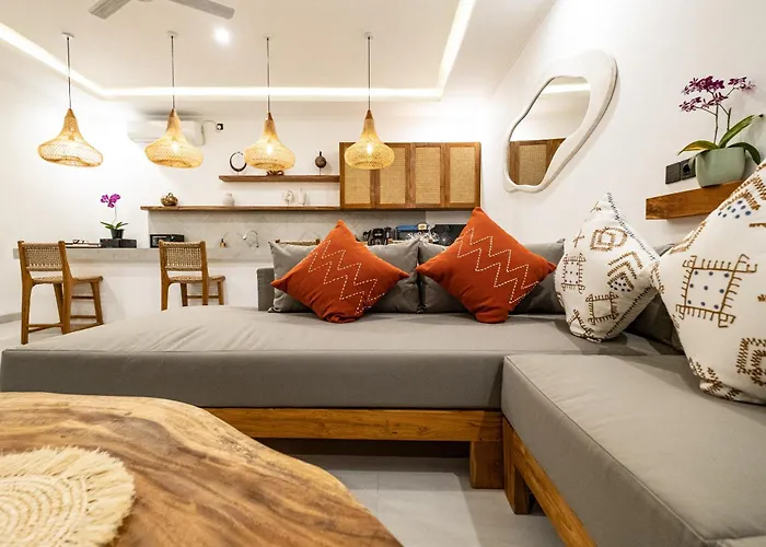 Brand New - Spacious Complex Virland - Center Seminyak