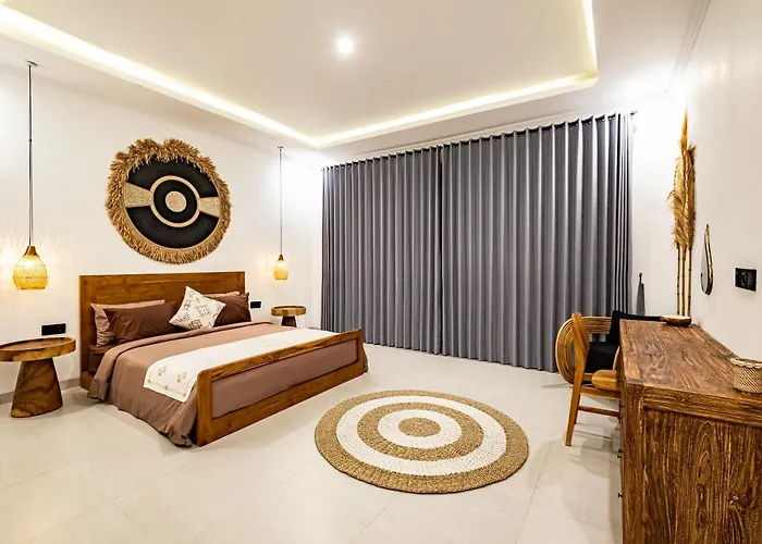 Brand New - Spacious Complex Virland - Center Villa Seminyak